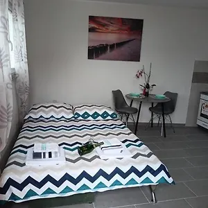 https://studio-apartman-maria-kastela.hotels-in-trogir.com