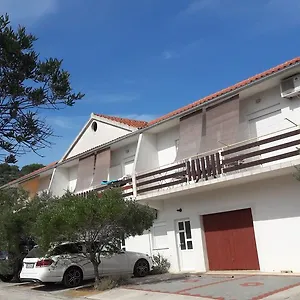 https://apartments-irena-bozava.hotelinzadar.com