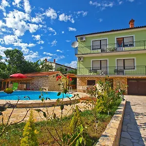 https://apartments-karmen-1056.pula-hotels.org